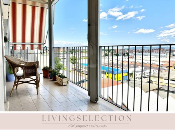 appartamento in vendita a Torino in zona Vallette