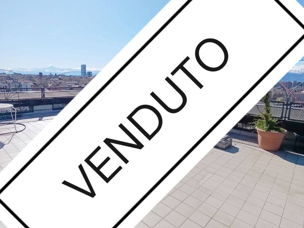 appartamento in vendita a Torino in zona Aurora