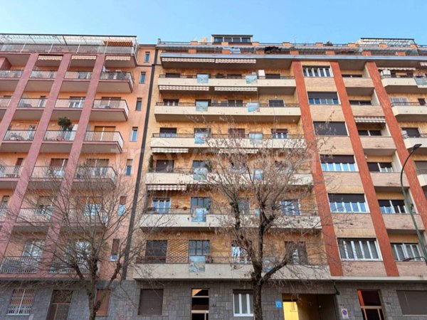 appartamento in vendita a Torino in zona Millefonti