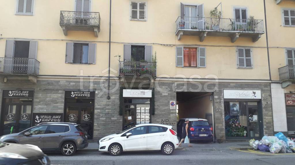 casa indipendente in vendita a Torino in zona Rosa