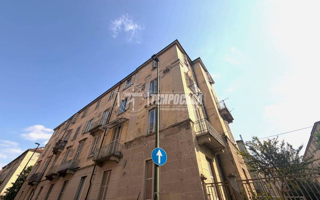 appartamento in vendita a Torino in zona Campidoglio