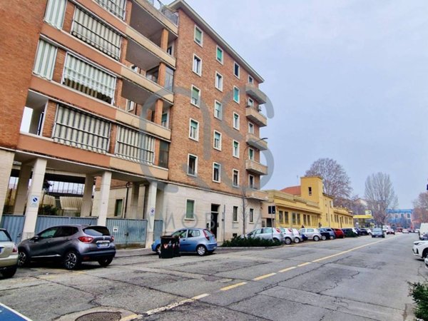 appartamento in vendita a Torino in zona Aurora
