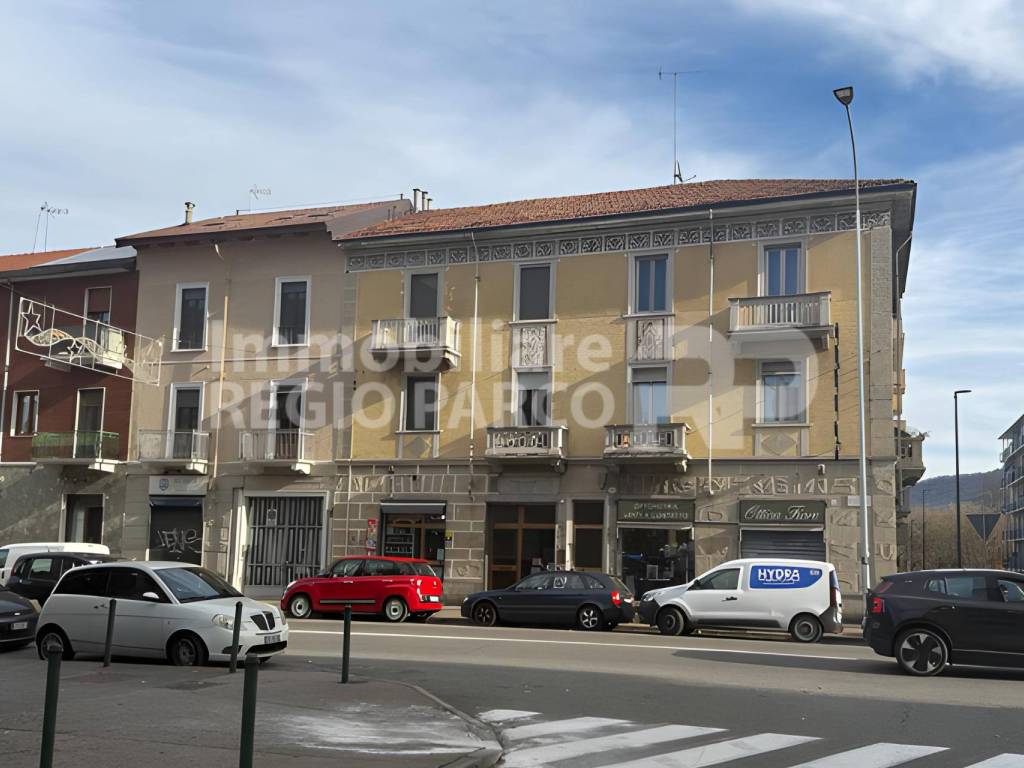 negozio in vendita a Torino in zona Vanchiglia