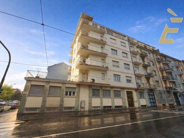 appartamento in vendita a Torino in zona Lingotto