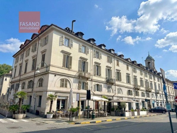 appartamento in vendita a Torino in zona Cavoretto