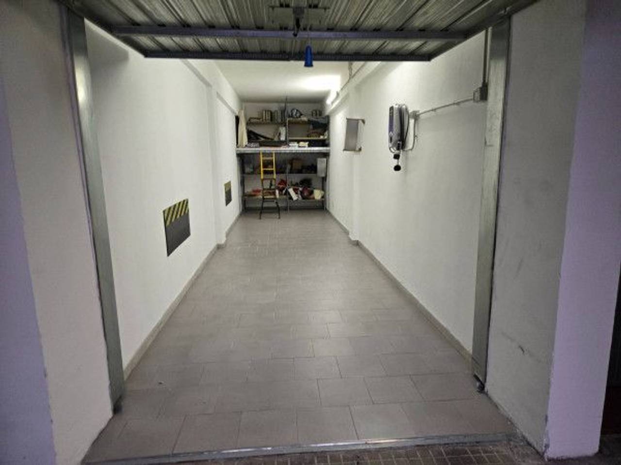 negozio in vendita a Torino in zona Parella