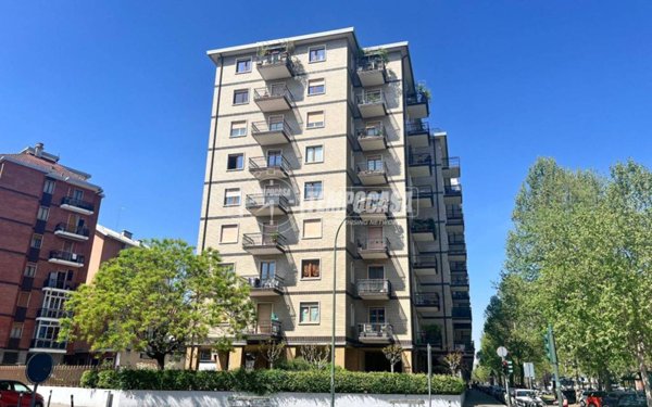 appartamento in vendita a Torino in zona Santa Rita