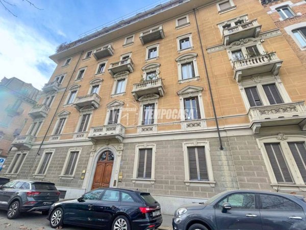 appartamento in vendita a Torino in zona Crocetta