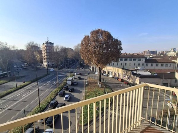 appartamento in vendita a Torino in zona Barriera di Milano