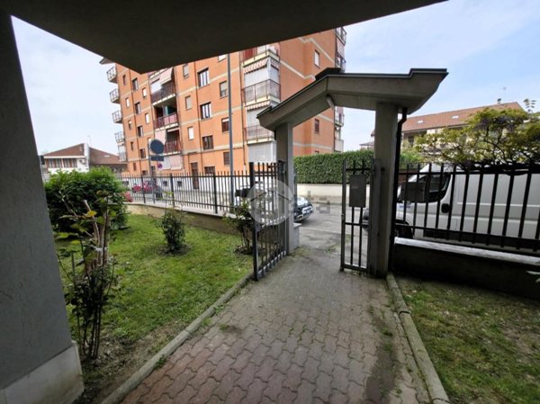 appartamento in vendita a Torino in zona Barca