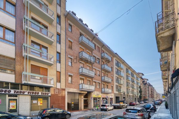 appartamento in vendita a Torino in zona Vanchiglia