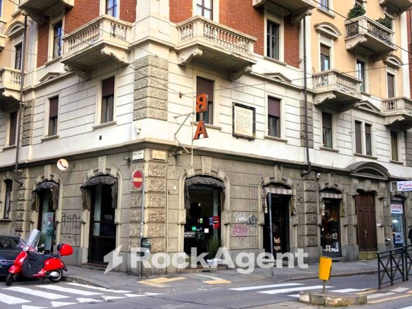 negozio in vendita a Torino in zona San Donato