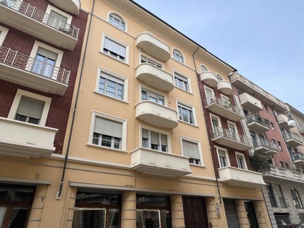 ufficio in vendita a Torino in zona Crocetta