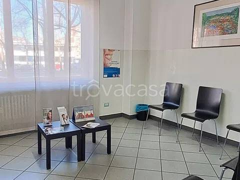 ufficio in vendita a Torino in zona Santa Rita