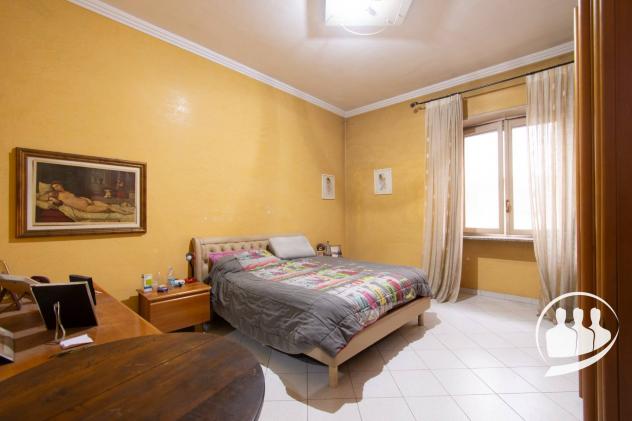 appartamento in vendita a Torino in zona Borgata Vittoria