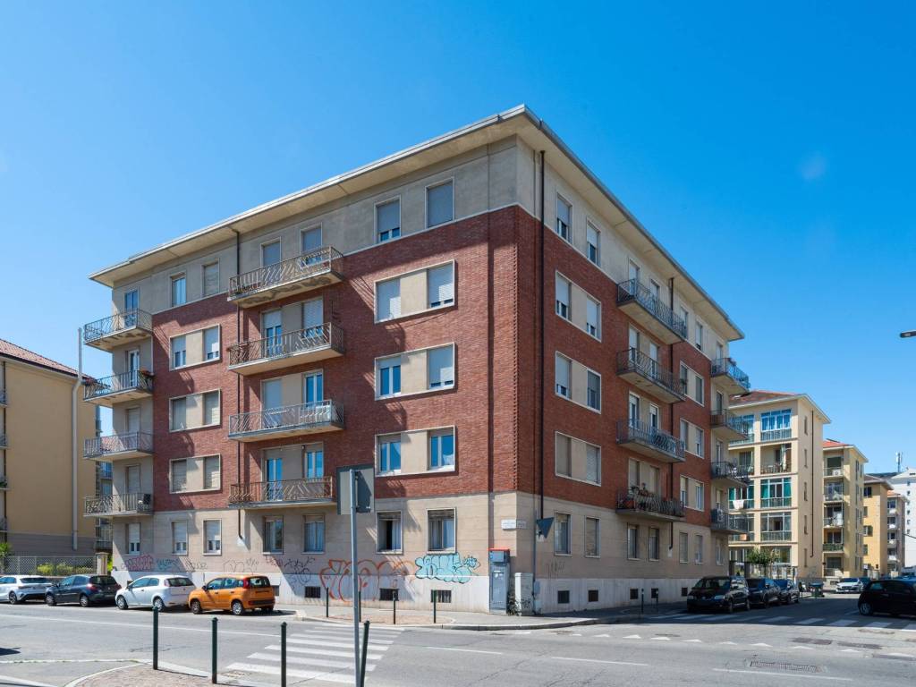 appartamento in vendita a Torino in zona Millefonti