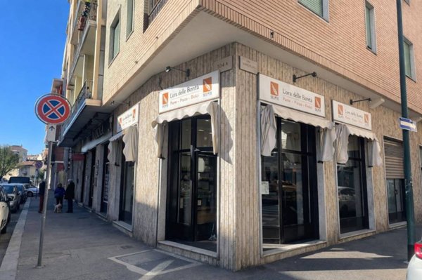 negozio in vendita a Torino in zona Pozzo Strada