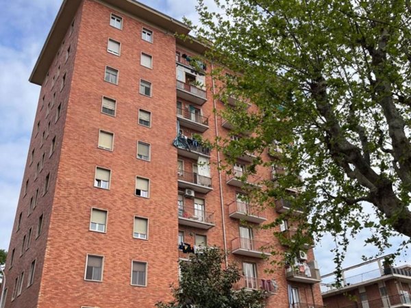 appartamento in vendita a Torino in zona Mirafiori Sud