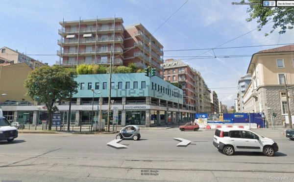 locale di sgombero in vendita a Torino in zona Cit Turin