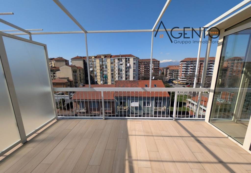 appartamento in vendita a Torino in zona Parella