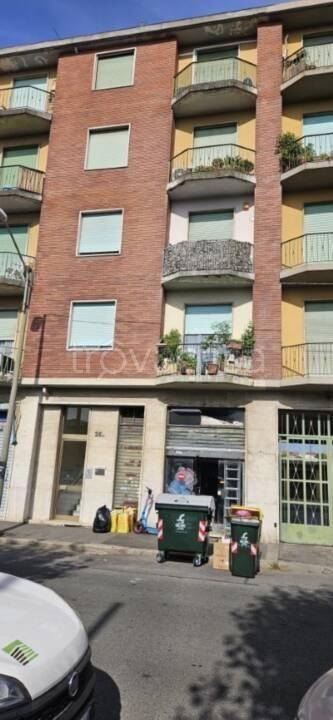 negozio in vendita a Torino in zona Pozzo Strada