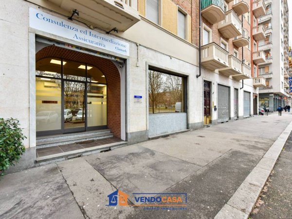negozio in vendita a Torino in zona Millefonti
