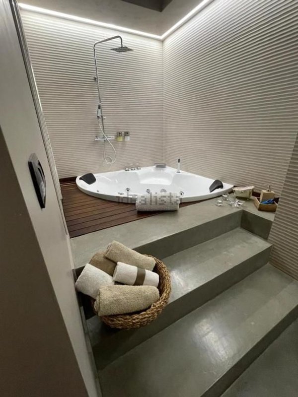 appartamento in vendita a Torino in zona Cit Turin