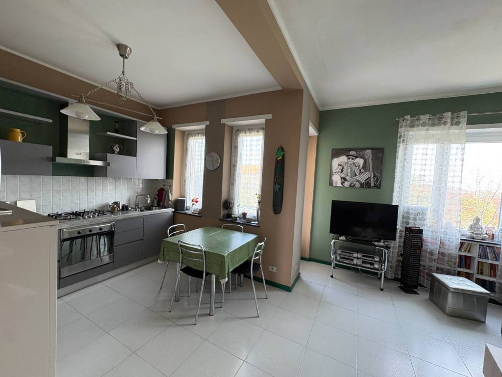 appartamento in vendita a Torino in zona Aurora