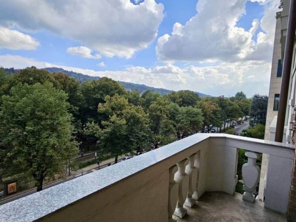 appartamento in vendita a Torino in zona San Salvario