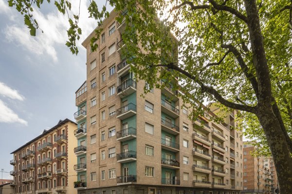appartamento in vendita a Torino in zona Parella