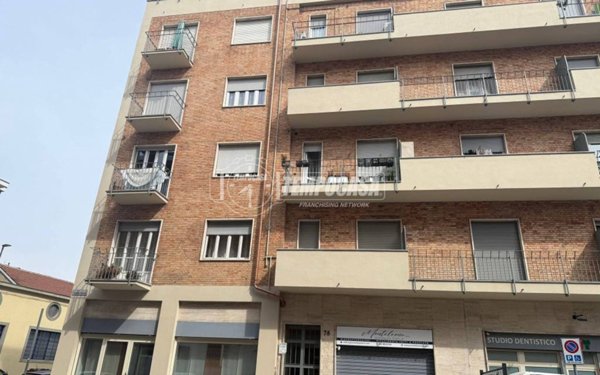 appartamento in vendita a Torino in zona Parella