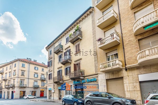 appartamento in vendita a Torino in zona Borgo San Paolo