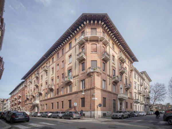ufficio in vendita a Torino in zona San Donato