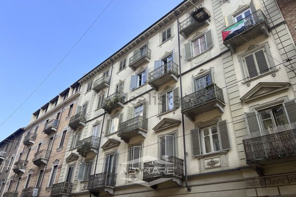 appartamento in vendita a Torino in zona Vanchiglia