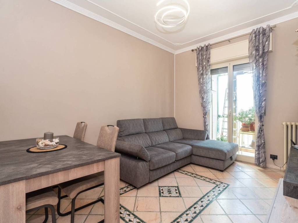 appartamento in vendita a Torino in zona Falchera