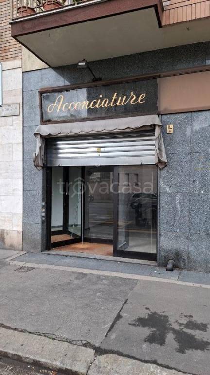 negozio in vendita a Torino in zona Santa Rita