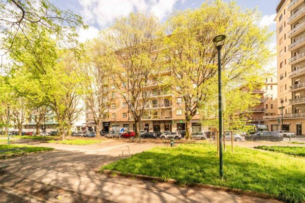 appartamento in vendita a Torino in zona Parella