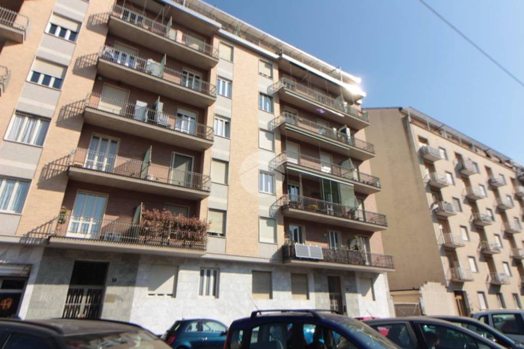appartamento in vendita a Torino in zona Lingotto