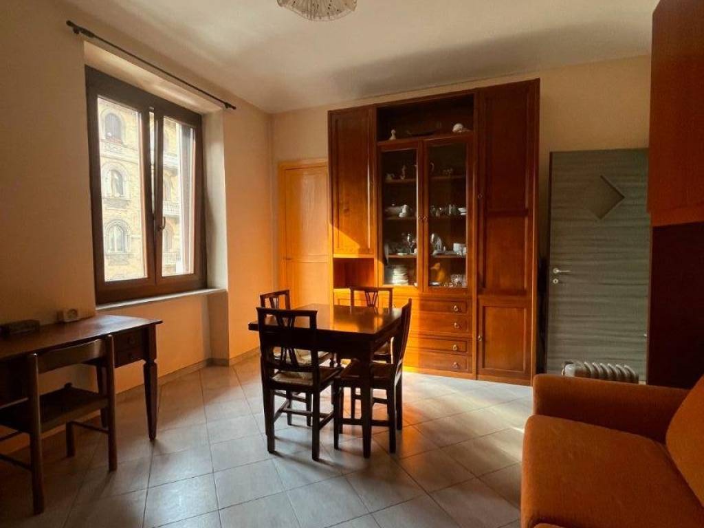 appartamento in vendita a Torino in zona Aurora