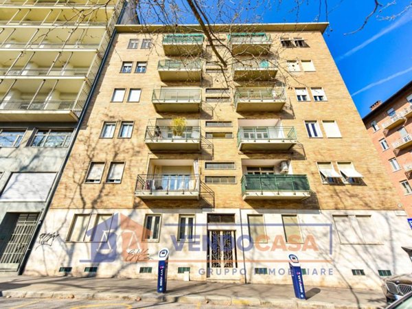 appartamento in vendita a Torino in zona San Salvario