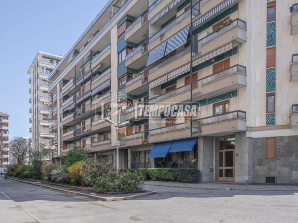 appartamento in vendita a Torino in zona Parella