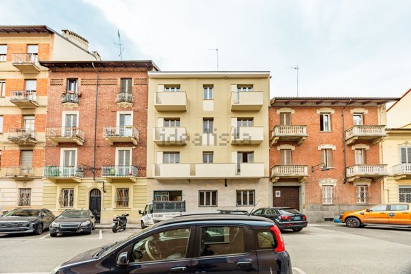 appartamento in vendita a Torino in zona Borgo San Paolo