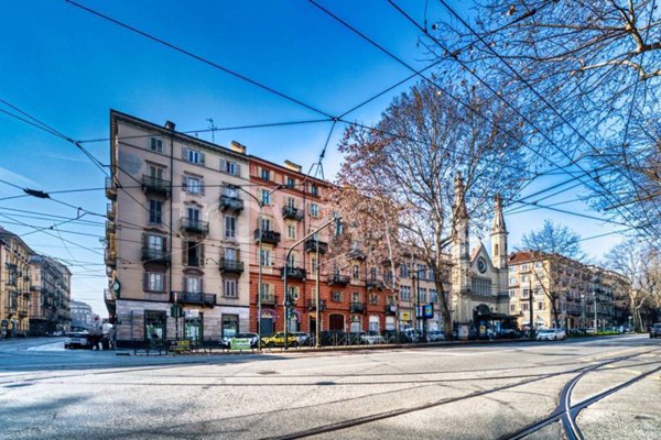 appartamento in vendita a Torino in zona San Salvario
