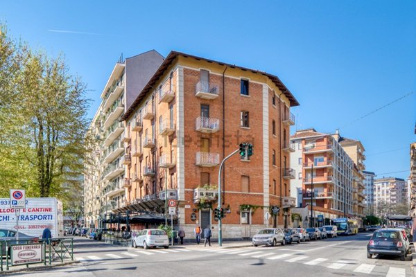 appartamento in vendita a Torino in zona Pozzo Strada