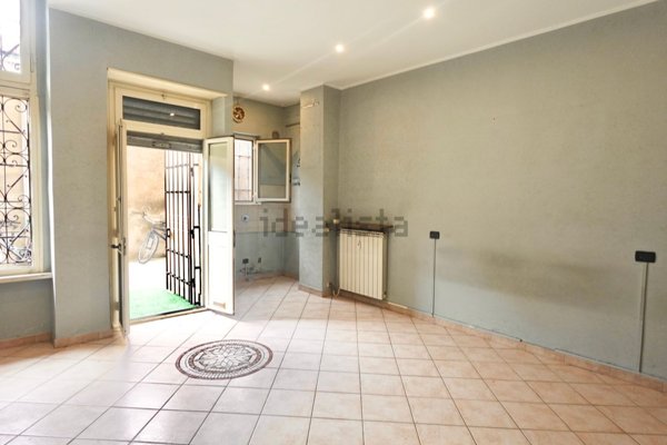 appartamento in vendita a Torino in zona Cenisia