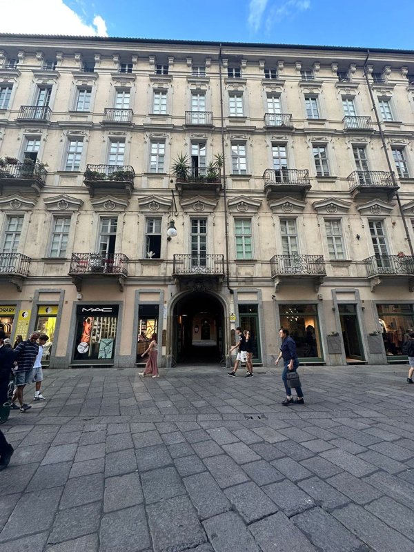 appartamento in vendita a Torino in zona Centro Storico