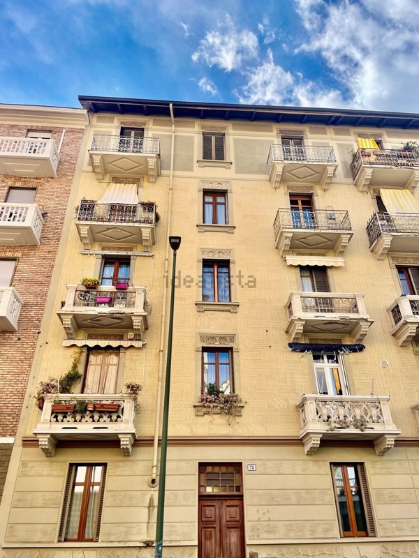appartamento in vendita a Torino in zona Parella