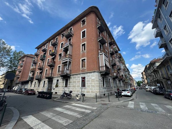 appartamento in vendita a Torino in zona Vanchiglia