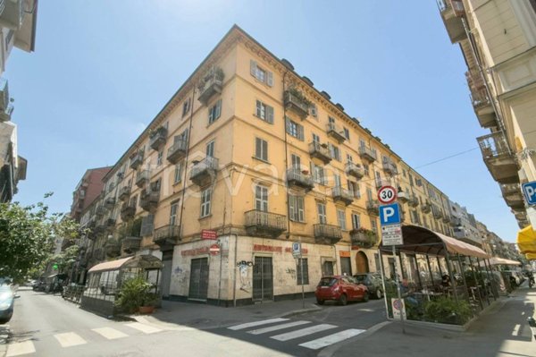 appartamento in vendita a Torino in zona San Salvario