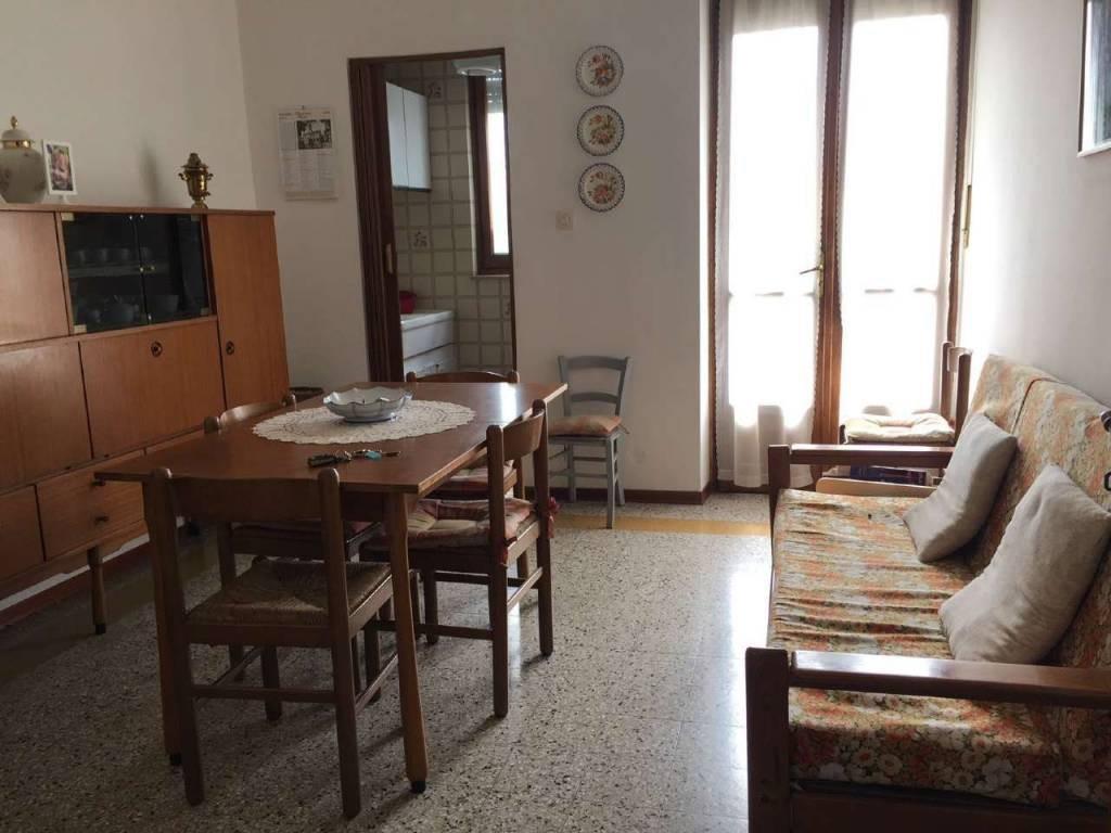 appartamento in vendita a Torino in zona Lucento